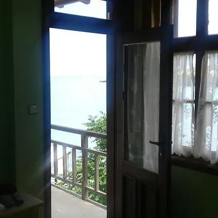 بيت ضيافة Agalina Sea House